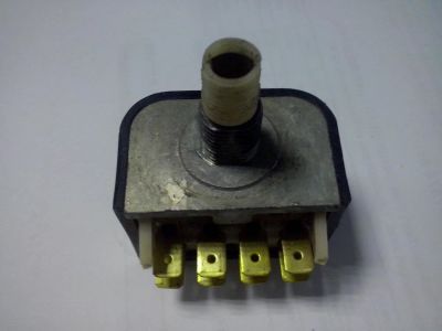 Лот: 11029285. Фото: 1. Переключатель аварийной сигнализации... Электрооборудование