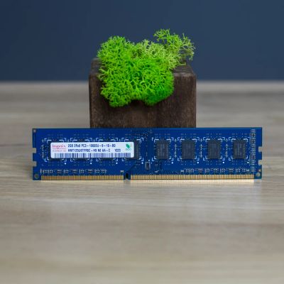 Лот: 18942693. Фото: 1. планка памяти DDR3 Hynix 2Gb. Оперативная память