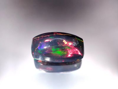 Лот: 21180946. Фото: 1. Кабошон: 1.90 ct. Опал (Эфиопия... Драгоценные и поделочные камни