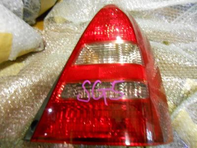 Лот: 20895528. Фото: 1. Фонарь Subaru Forester SG5 EJ20... Кузов