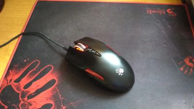 Лот: 25510863. Фото: 1. Мышь Bloody V2m. Клавиатуры и мыши