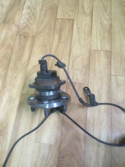 Лот: 8046978. Фото: 1. Ступица задняя Toyota Allion ZZT240... Ходовая, подвеска, рулевое управление
