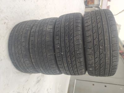 Лот: 17112577. Фото: 1. Rotalla r17 205/40 ice plus. Шины