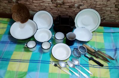 Лот: 25882673. Фото: 1. Посуда эмалированная одним лотом... Кухонные аксессуары