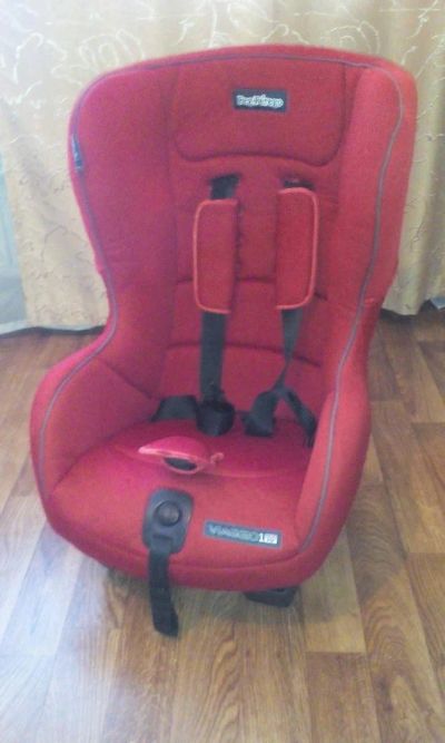 Лот: 9395656. Фото: 1. Автокресло Peg-Perego 9-18кг 1... Детские автокресла