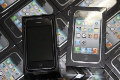 Лот: 2142282. Фото: 1. 3GS Apple iPhone 16Gb, 4S Apple... Смартфоны