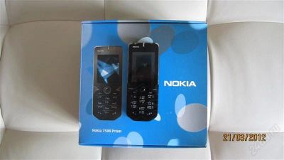 Лот: 1680430. Фото: 1. Nokia 7500 Prism: полный комплект. Кнопочные мобильные телефоны
