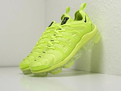 Лот: 24979431. Фото: 1. Кроссовки Nike Air VaporMax Plus. Кеды, кроссовки, слипоны