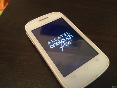 Лот: 13024776. Фото: 1. Alcatel one touch pixi 2. Смартфоны