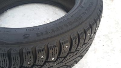 Лот: 5115068. Фото: 1. Nokian Hakkapeliitta 5 шипованная. Шины