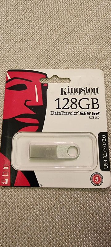 Лот: 18725890. Фото: 1. Флеш-диск Kingston DataTraveler... USB-флеш карты