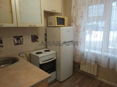Лот: 21073876. Фото: 1. Сдам 1-комн. улица Республики... Квартиры, студии