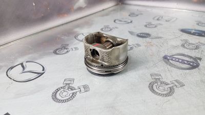 Лот: 23587116. Фото: 1. Поршень Toyota Corolla 3ZZ-FE... Двигатель и элементы двигателя