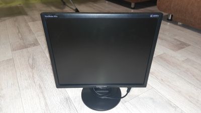 Лот: 16485542. Фото: 1. Монитор Samsung SyncMaster 943N. ЖК-мониторы