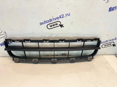 Лот: 22458942. Фото: 1. решетка в бампер Renault Symbol... Другое (автозапчасти)