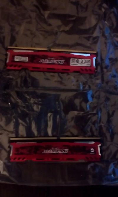 Лот: 10778905. Фото: 1. Модуль памяти 2*4ГБ DDR4 Micron... Оперативная память