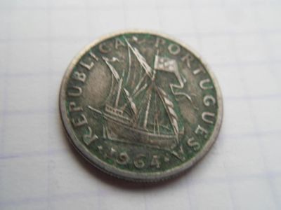 Лот: 8792250. Фото: 1. Португалия 2.5 эскудо 1964. Европа