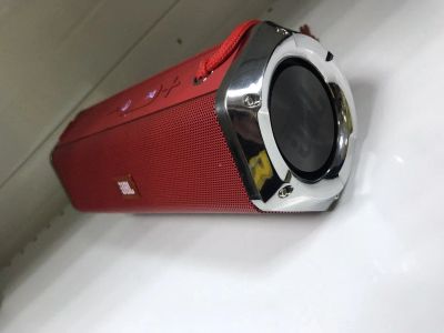 Лот: 12656462. Фото: 1. Портативная акустика JBL Charge... Портативные, беспроводные колонки