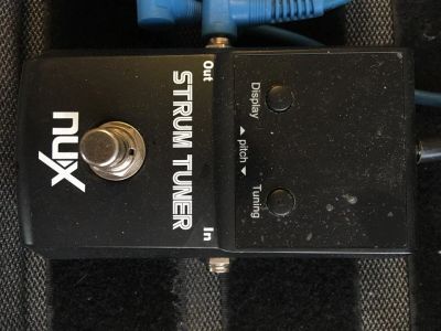Лот: 11494508. Фото: 1. NUX TUNER. Гитарные эффекты и комбоусилители