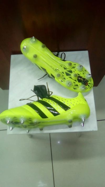 Лот: 15934893. Фото: 1. Размер 45 Бутсы Adidas с железными... Кеды, кроссовки, слипоны