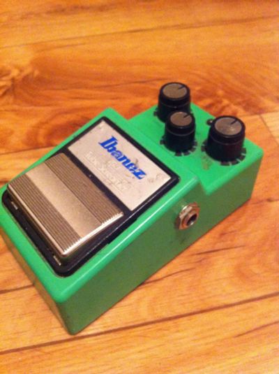 Лот: 7259574. Фото: 1. Ibanez tubescreamer TS-9 (грелка... Гитарные эффекты и комбоусилители
