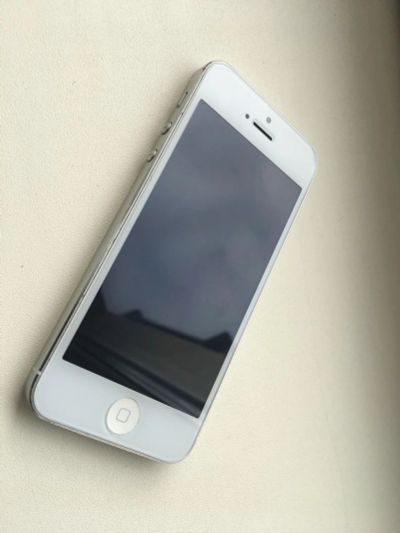 Лот: 10488263. Фото: 1. IPhone 5. Смартфоны