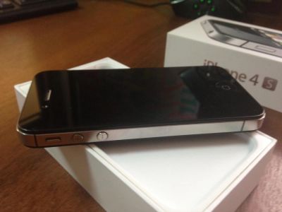 Лот: 4965259. Фото: 1. iphone 4s 8gb. Смартфоны