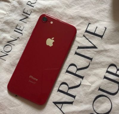 Лот: 12244327. Фото: 1. iPhone 8 RED 64Gb РСТ. Б/у. Смартфоны
