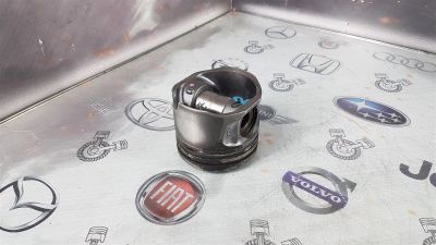 Лот: 23587668. Фото: 1. Поршень Toyota Land Cruiser Prado... Двигатель и элементы двигателя