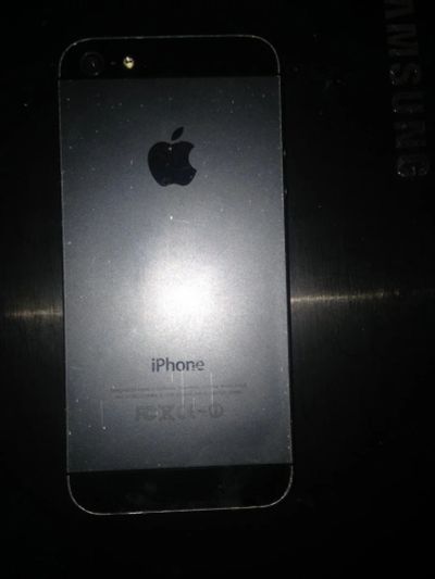 Лот: 6899066. Фото: 1. iPhone 5 64gb. Смартфоны