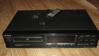 Лот: 5749801. Фото: 1. Проигрыватель CD sony CDP-313. CD-проигрыватели и чейнджеры