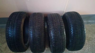 Лот: 24592050. Фото: 1. Bridgestone blizzak revo gz 185... Шины
