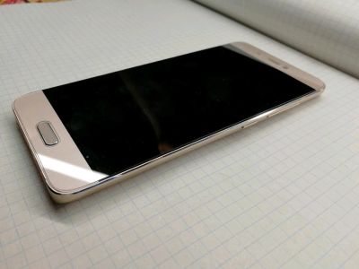 Лот: 10936822. Фото: 1. Xiaomi mi5 gold. Смартфоны