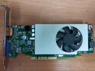 Лот: 16366697. Фото: 1. Видеокарта Lenovo Radeon R7 200. Видеокарты