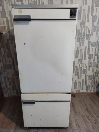 Лот: 20593623. Фото: 1. Холодильник Бирюса-18 полностью... Холодильники, морозильные камеры