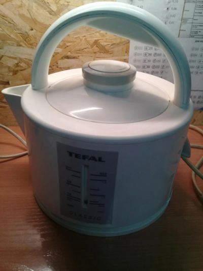 Лот: 9533293. Фото: 1. Электрочайник Tefal. Чайники, кофемашины, кулеры