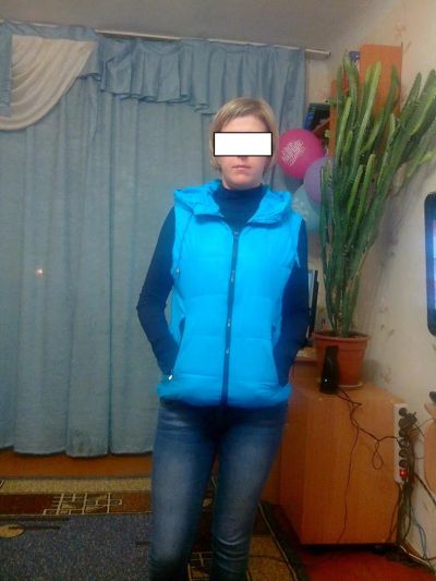 Лот: 3959684. Фото: 1. Жилет (женский, р-р 42-44). Верхняя одежда