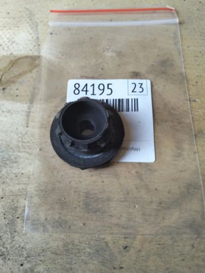 Лот: 21402152. Фото: 1. Подушка радиатора Nissan Teana... Двигатель и элементы двигателя
