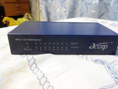 Лот: 5107759. Фото: 1. Свитч Acorp (HU8D ) Fast E-net... Маршрутизаторы (роутеры)