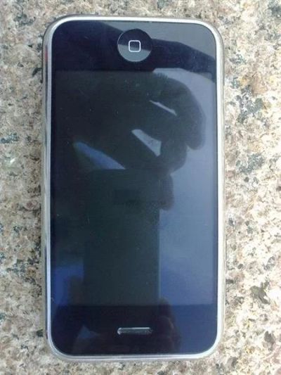 Лот: 1090843. Фото: 1. iphone 2G 8Gb. Смартфоны