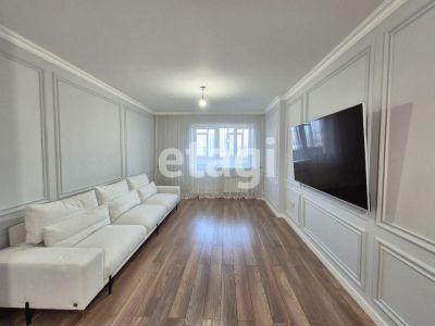 Лот: 25298365. Фото: 1. 3-комн. квартира , Красноярск... Квартиры, студии