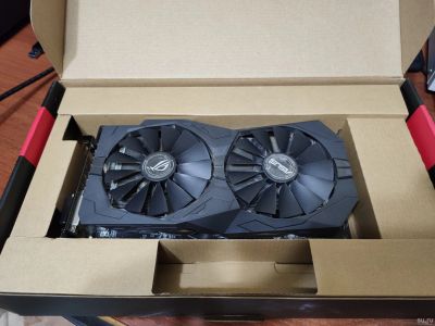 Лот: 16224231. Фото: 1. Asus Radeon RX 570 4 gb Strix. Видеокарты