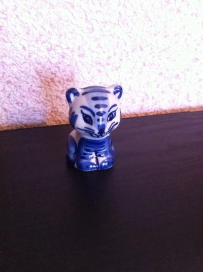 Лот: 5942943. Фото: 1. Тигренок. Гжель. Аксессуары