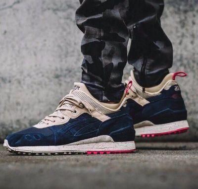 Лот: 12367889. Фото: 1. Кроссовки Asics. Кеды, кроссовки, слипоны