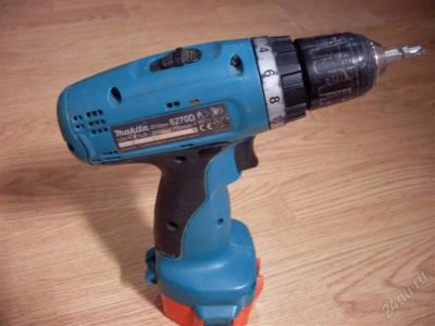 Лот: 1433387. Фото: 1. Аккум. шуруповерт MAKITA 6270... Электроинструмент