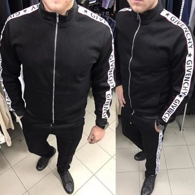 Лот: 10492985. Фото: 1. Костюм Givenchy. Костюмы классические, деловые