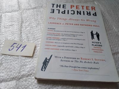 Лот: 19396425. Фото: 1. The Peter Principle: Why Things... Психология