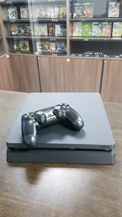 Лот: 14774005. Фото: 1. Sony Playstation 4 Slim 1 TB. Игровые приставки, консоли