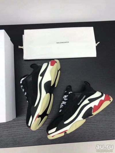 Лот: 13327576. Фото: 1. Кроссовки Balenciaga Triple S. Кеды, кроссовки, слипоны