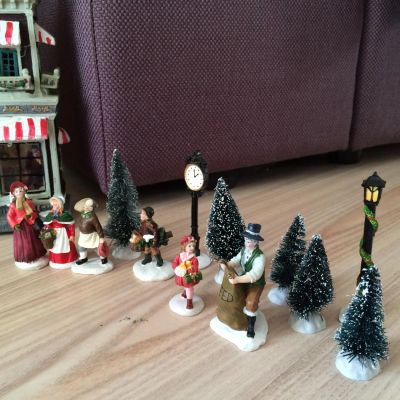 Лот: 6405234. Фото: 1. Новогодняя сказка дома, фигурки... Гирлянды, шарики, новогодние аксессуары